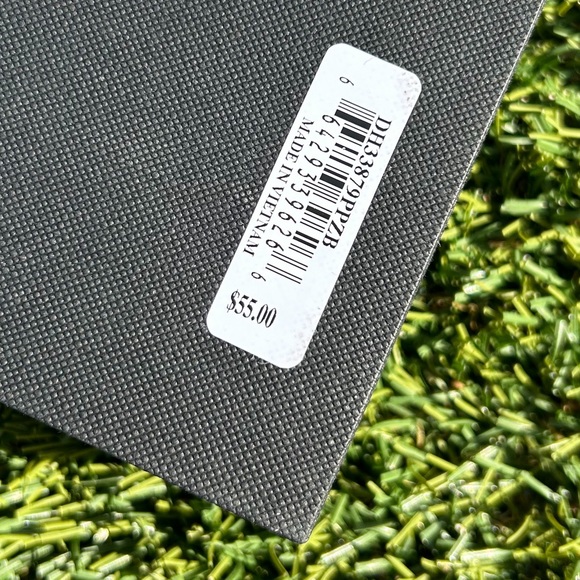 ✨NWT Cosmo Crystal Eliot Denori pin Pink and sparkly in box with original tags - Picture 2 of 4